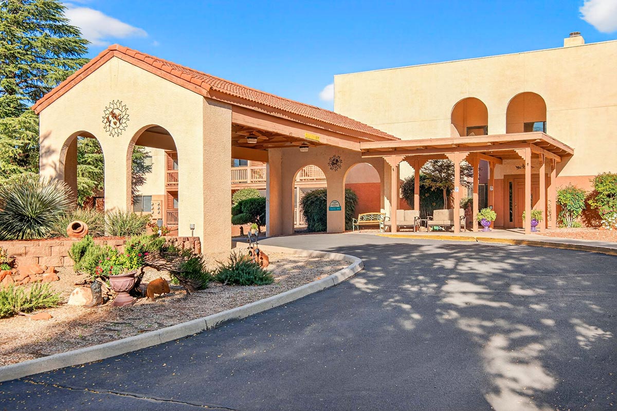 Help a parent adjust to assisted living through familiar routines, thoughtful visits, choice, and staff communication.
